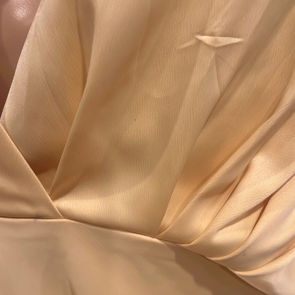 Aiifos Issa Cape Minidress - Picture 7 of 16